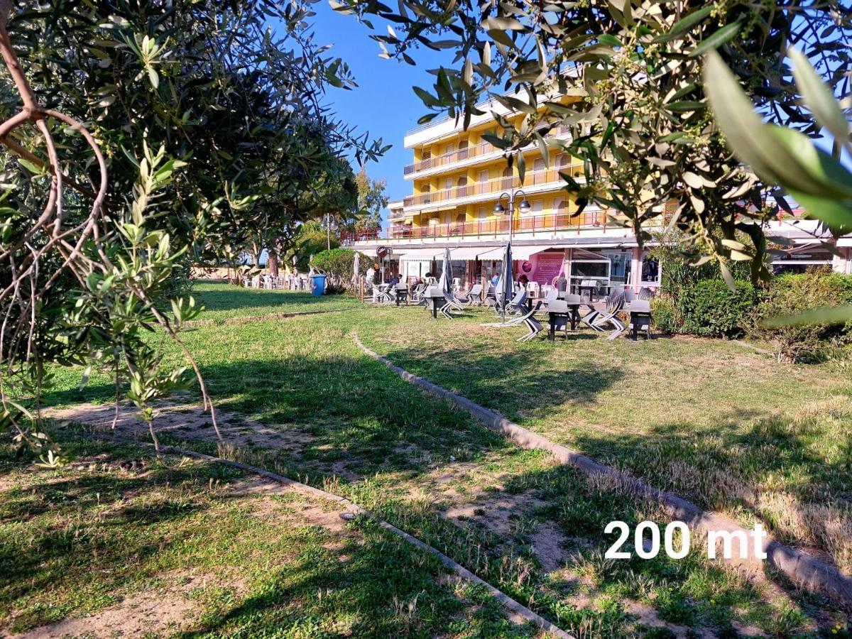 Casa Laura Daire Ventimiglia Dış mekan fotoğraf