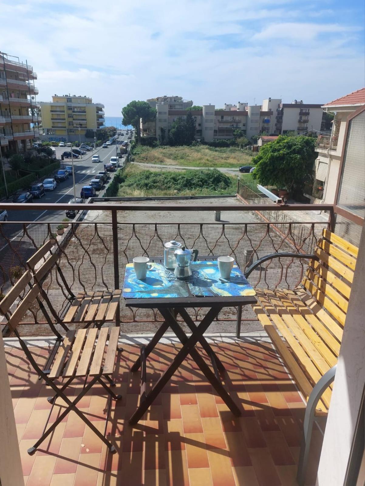 Casa Laura Daire Ventimiglia Dış mekan fotoğraf